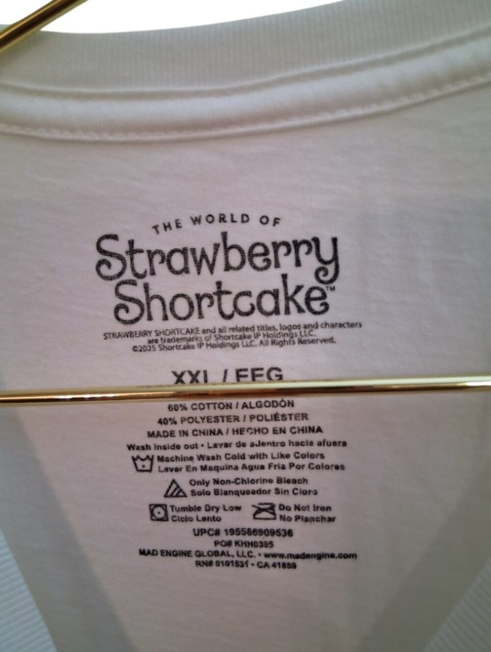 Juniors' Strawberry Shortcake XXL Graphic T-shirt - Picture 4 of 6